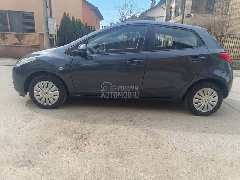 Mazda 2 1.3 Exclusive