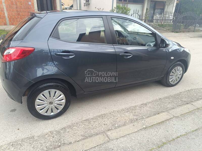 Mazda 2 1.3 Exclusive