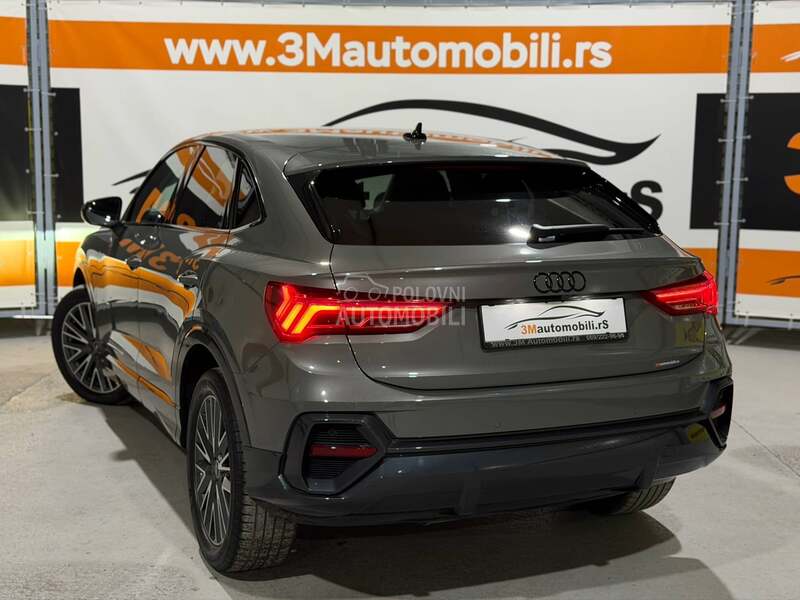 Audi Q3 2.0D/Matrix/Black