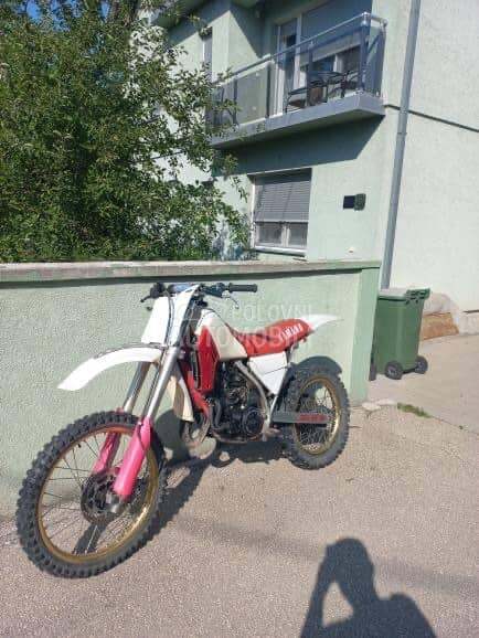 Yamaha YZ125 full cross