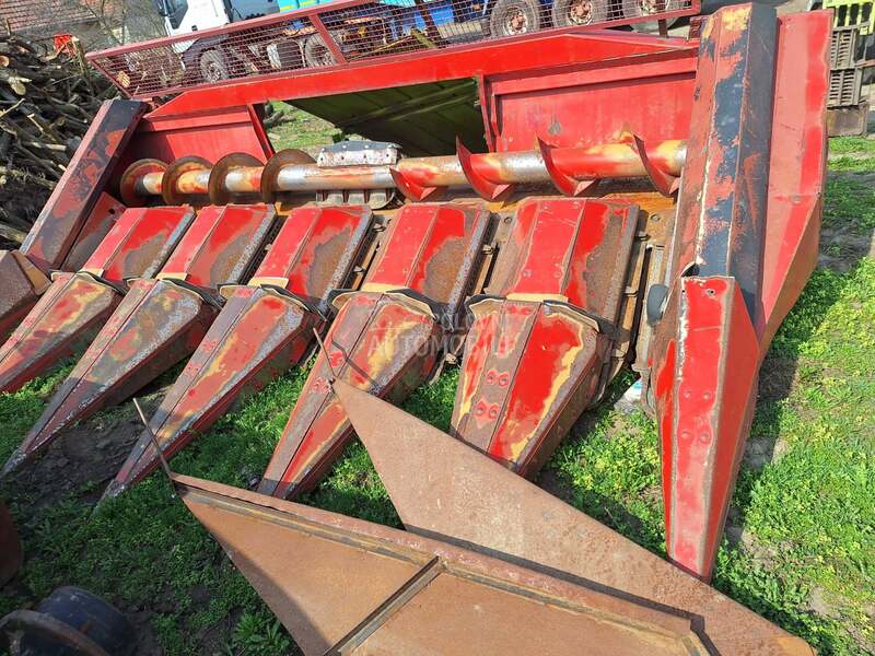 Oros Kukuruzni heder