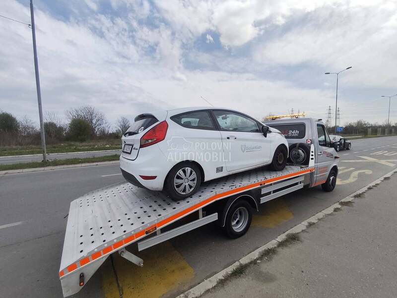 Mercedes Benz Sprinter 516