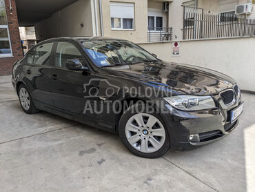 BMW 318 i Black Sapphire