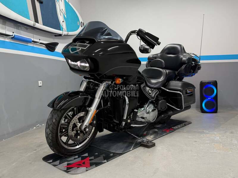 Harley Davidson Road Glide ULTRA