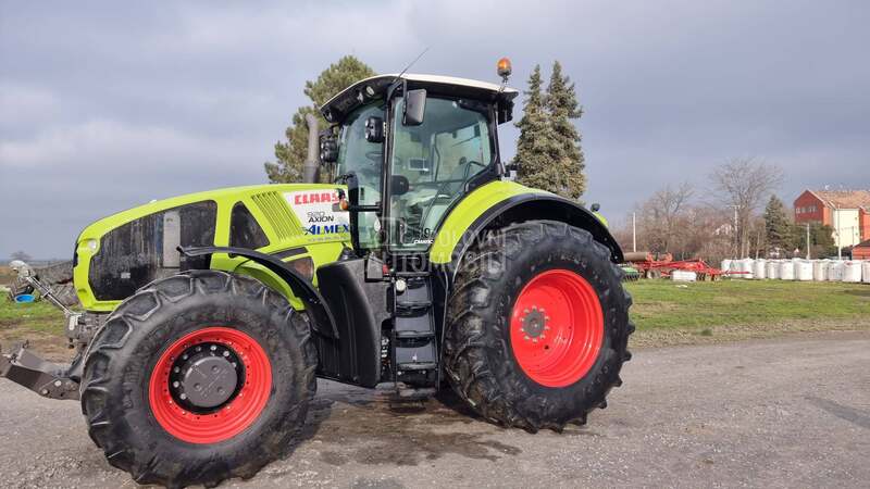 Claas axion 920