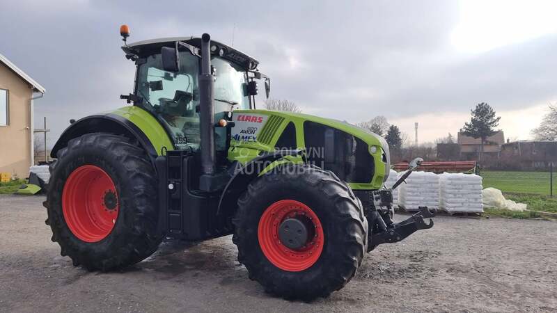 Claas axion 920