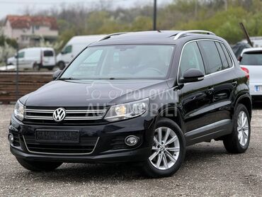 Volkswagen Tiguan 2.0 TDI PANO NAVl