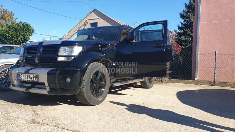 Dodge Nitro 