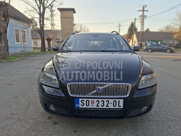 Volvo V50 