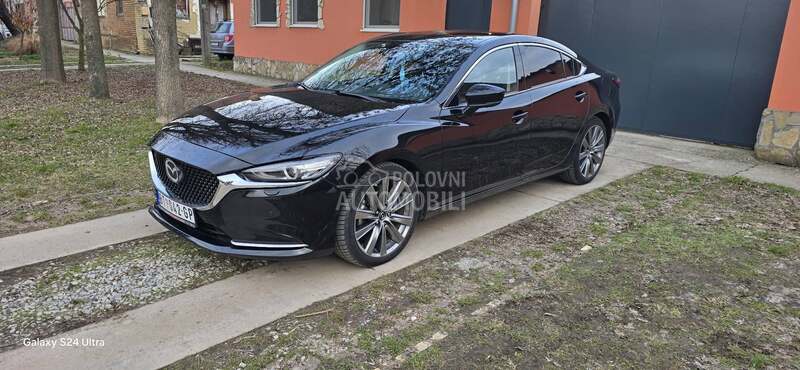 Mazda 6 
