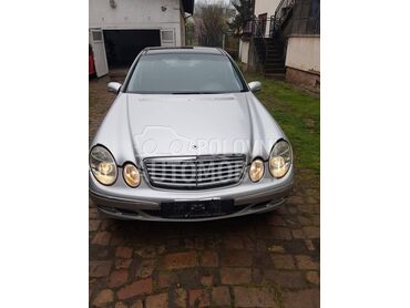Mercedes Benz E 320 