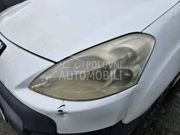 Levi Far za Peugeot Partner od 2008. do 2012. god.