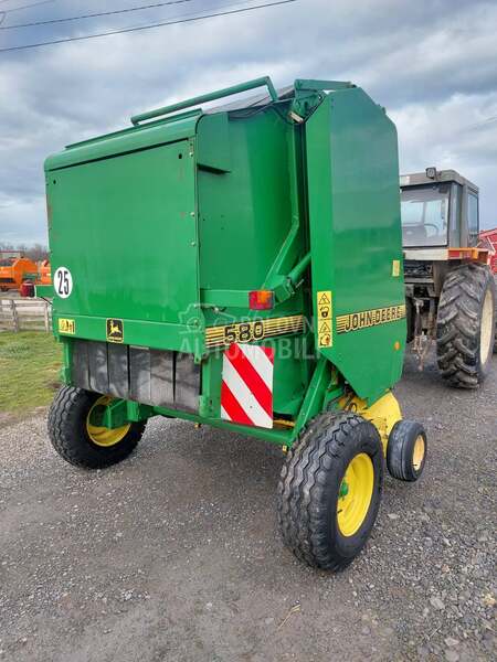 John Deere 580