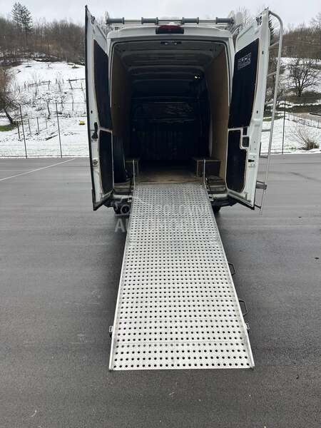 Iveco Daily 35 C dupli točak B kat.