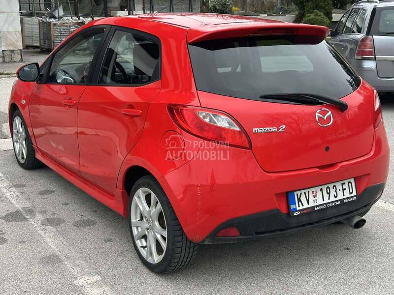 Mazda 2 