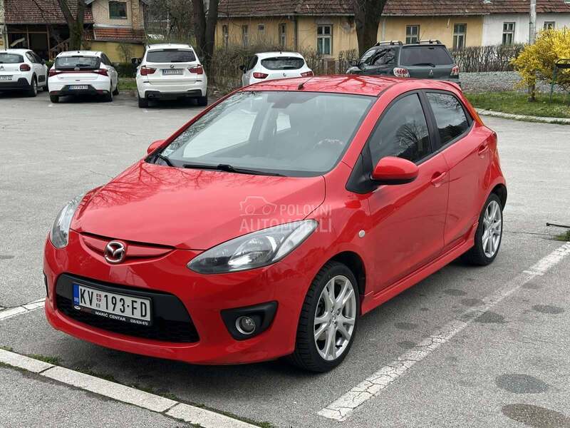 Mazda 2 