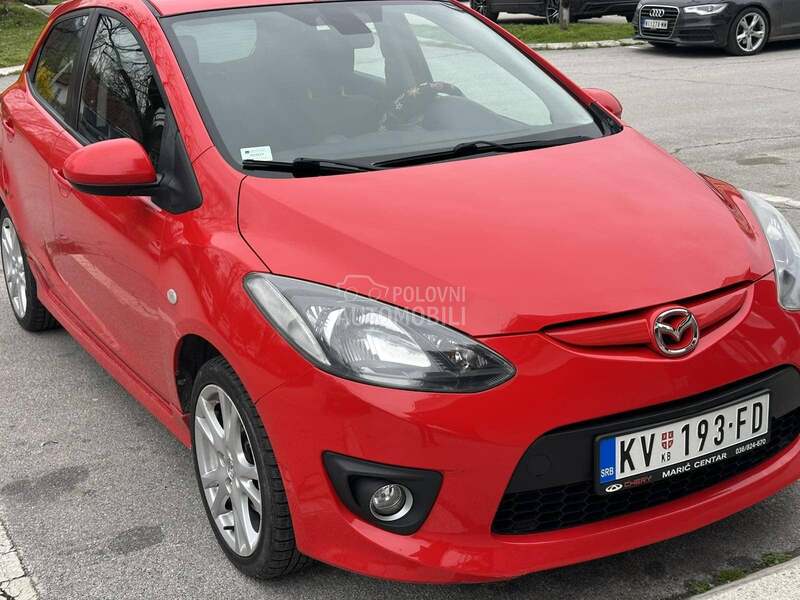 Mazda 2 