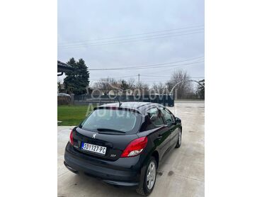 Peugeot 207 1.4