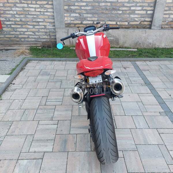 Ducati monster 1100 S