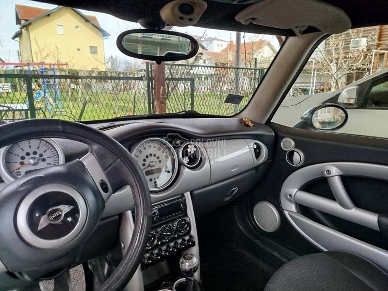 MINI Cooper 