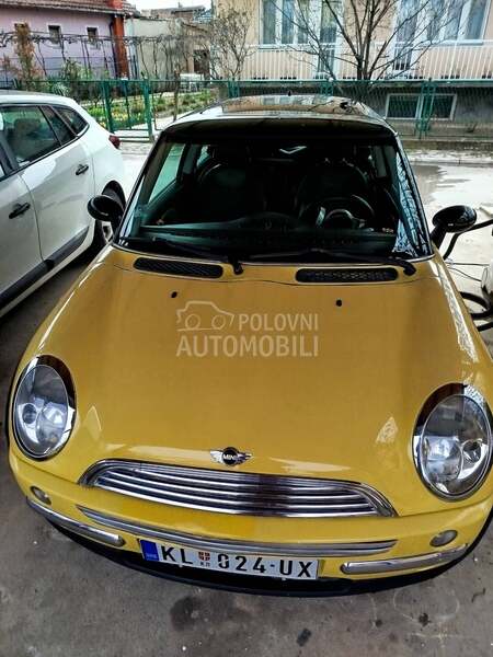 MINI Cooper 
