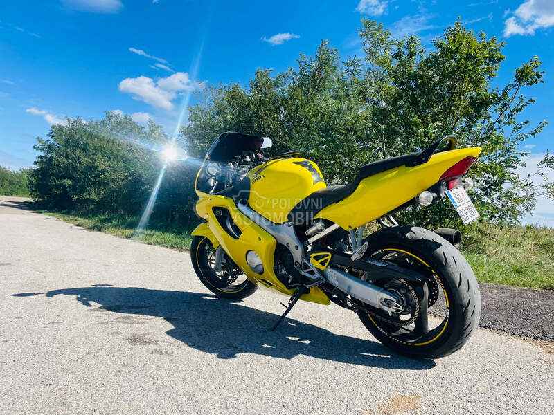 Honda cbr600