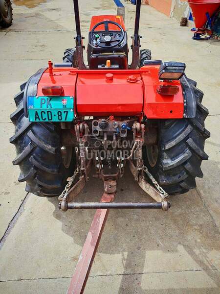 Massey Ferguson 174S