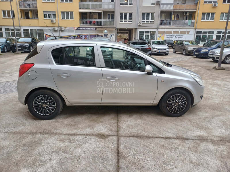 Opel Corsa D 