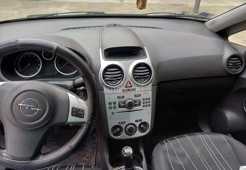 Opel Corsa D 