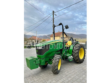 John Deere 5075