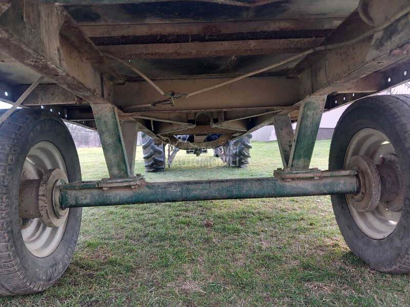 Prikolica jednoosovinka