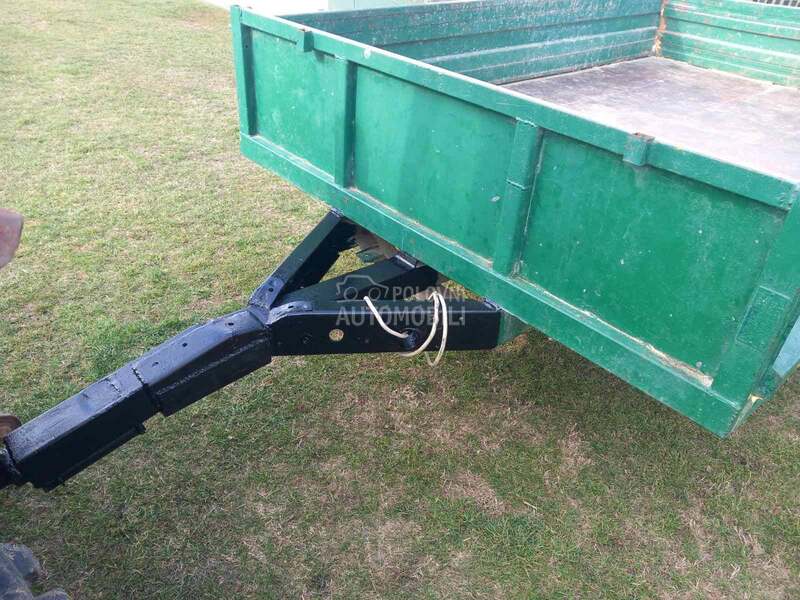 Prikolica jednoosovinka