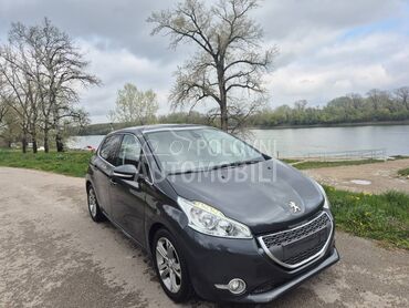 Peugeot 208 1.2