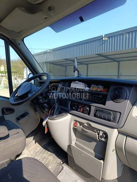 Renault Master 2.5