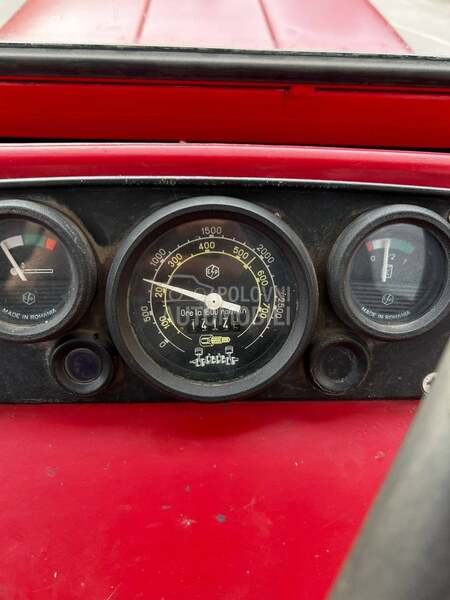 Universal 445  1420 radnih sati