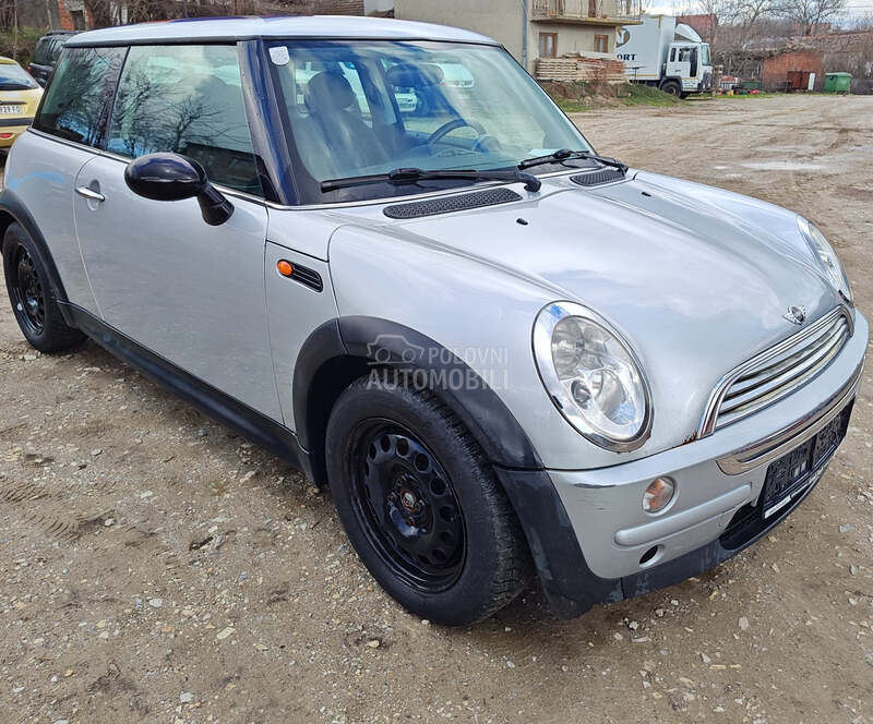 MINI One 