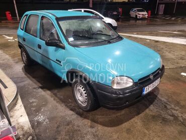 Opel Corsa B regg dobra