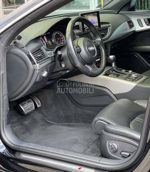 Audi A7 S LINE / MATRIX