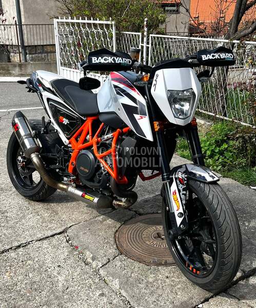 KTM Duke 690R