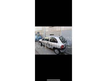 Opel Corsa B 