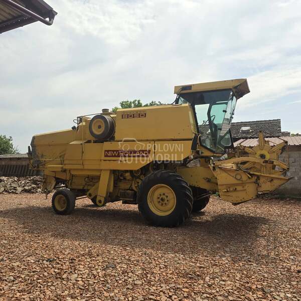 New Holland 8050