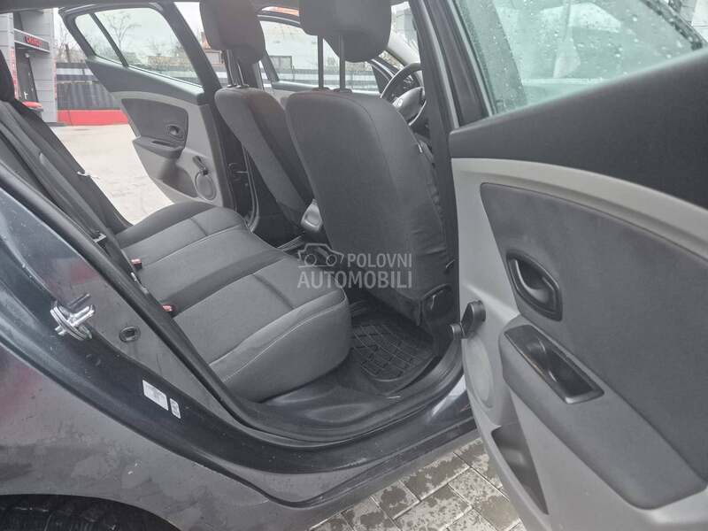 Renault Megane 1.6 16V