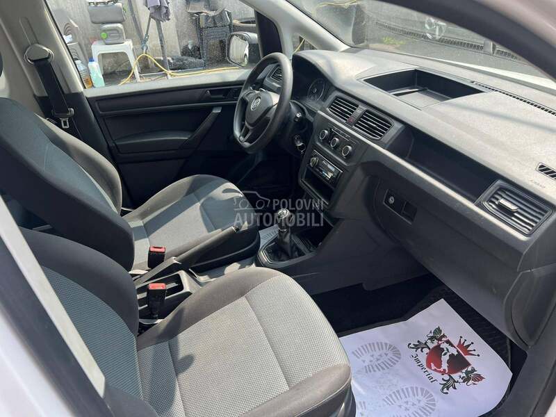 Volkswagen Caddy Maxi N1 Cng 5sed