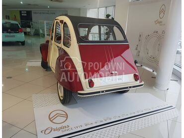Citroen 2CV Salonski primerak
