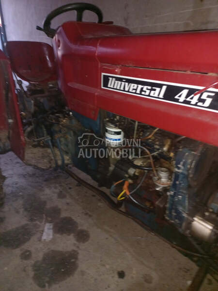 Universal 445