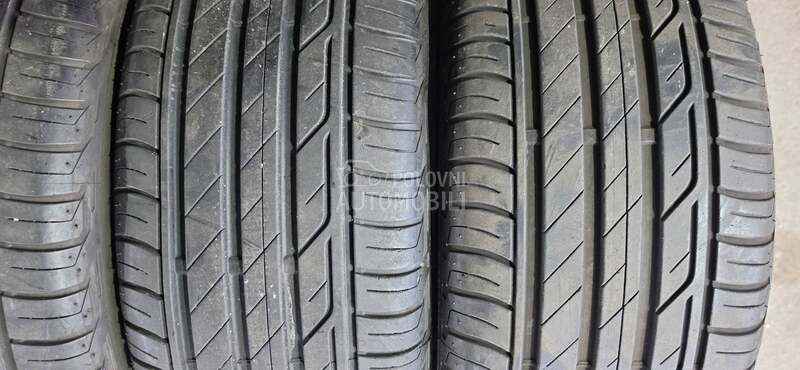 Bridgestone 215/55 R17 Letnja