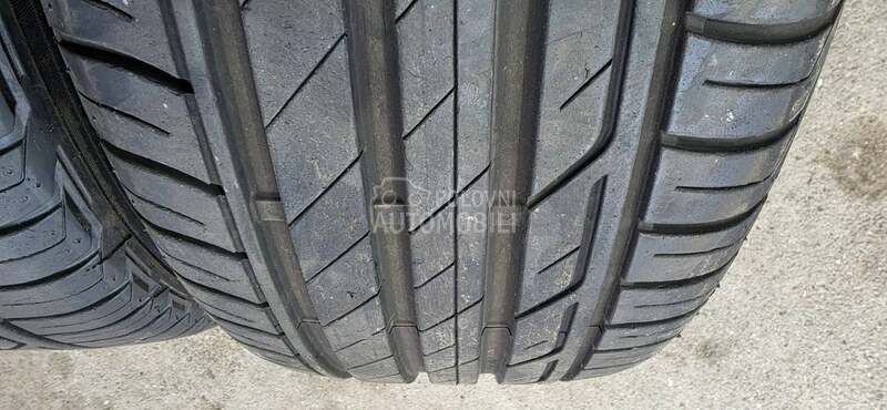 Bridgestone 215/55 R17 Letnja