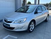 Opel Astra J 1.6b ENJOY
