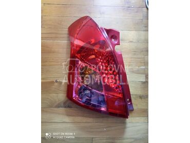 desni stop za Suzuki Swift od 2008. do 2012. god.