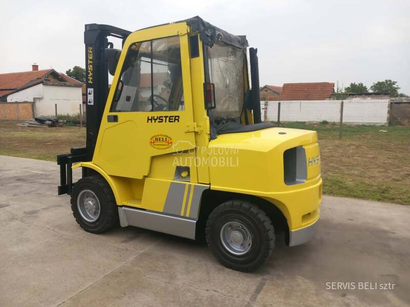 Hyster 4T.